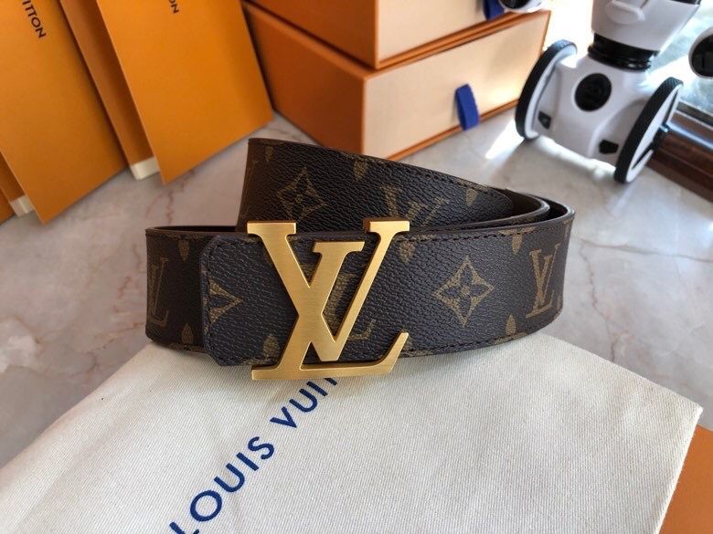 Louis Vuitton High quality men s belt belt