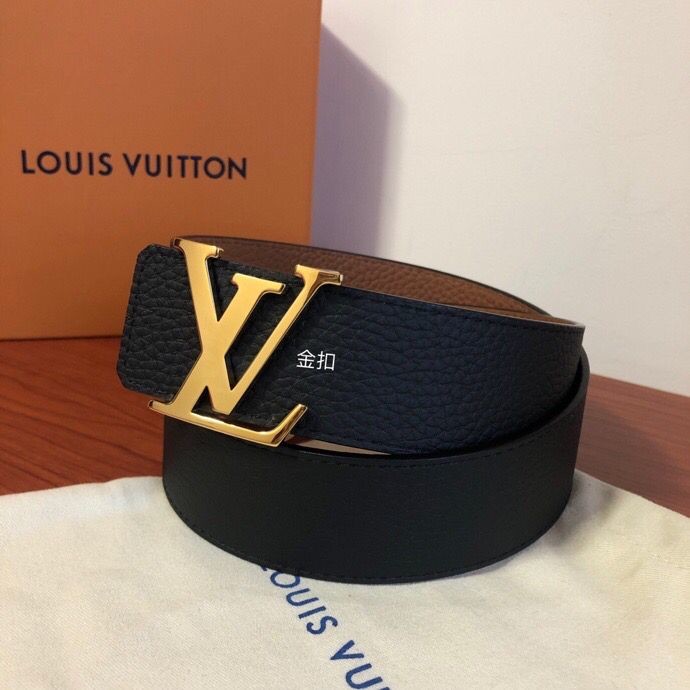 Louis Vuitton Reversible black/natural yellow belt with buckle