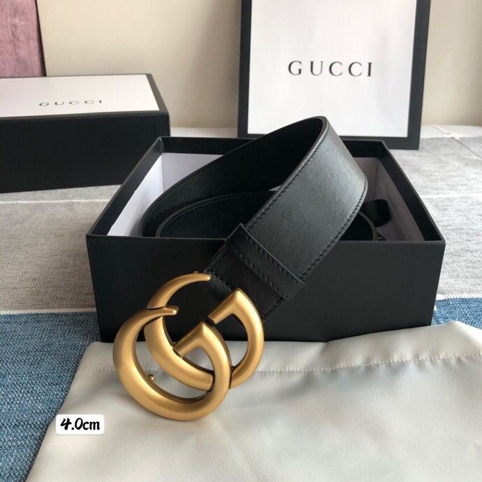 Gucci Iconic bronze GG belt