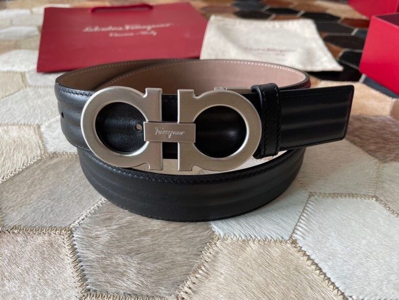 Ferragamo Men s 3.5cm exquisite horseshoe metal buckle cowhide embossed belt