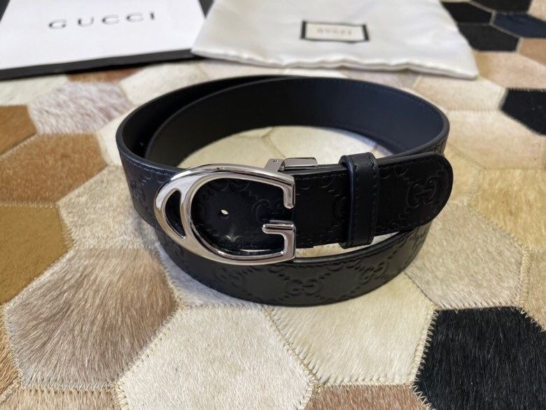 Gucci G-shaped metal buckle leather embossed leather belt 35mm