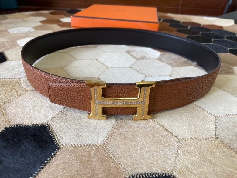 Hermes Stainless steel H single-row studded leather belt