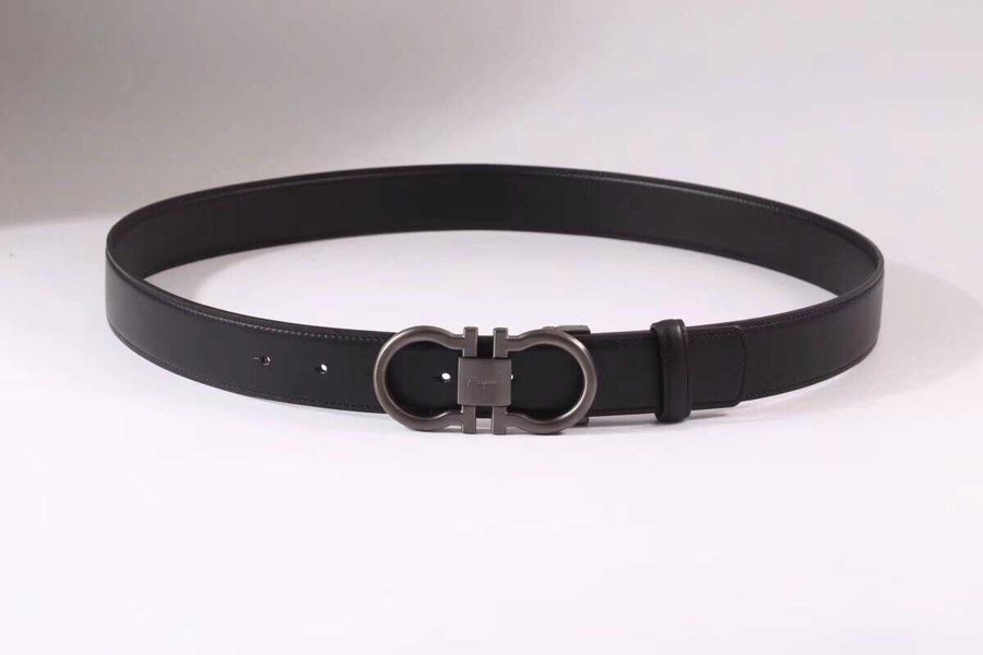 Ferragamo Men s Reversible Black Hardware Belt