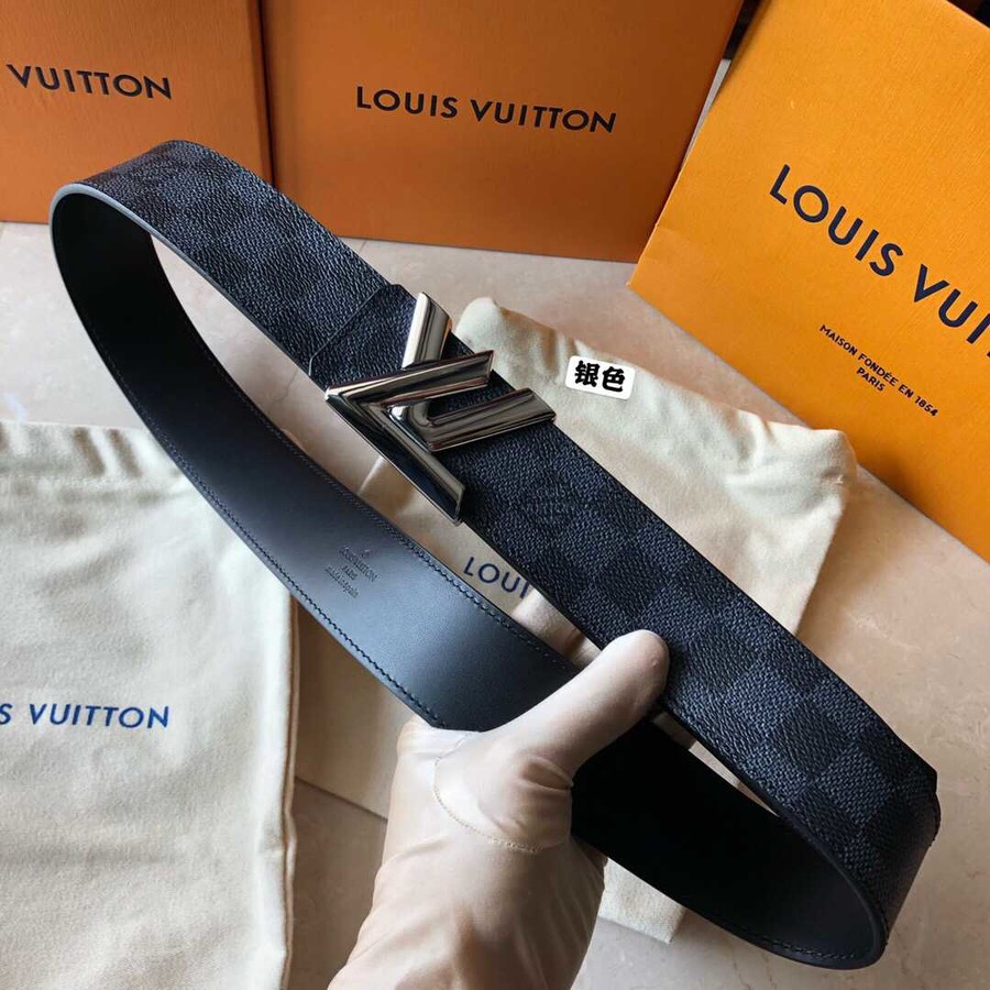 Louis Vuitton Damier/Monogram men s 3.8cm belt with metal buckle