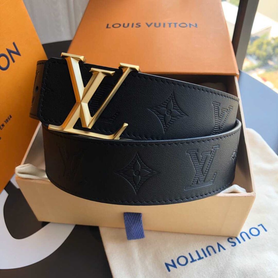 Louis Vuitton Monogram embossed diamond-shaped hardware belt 40mm