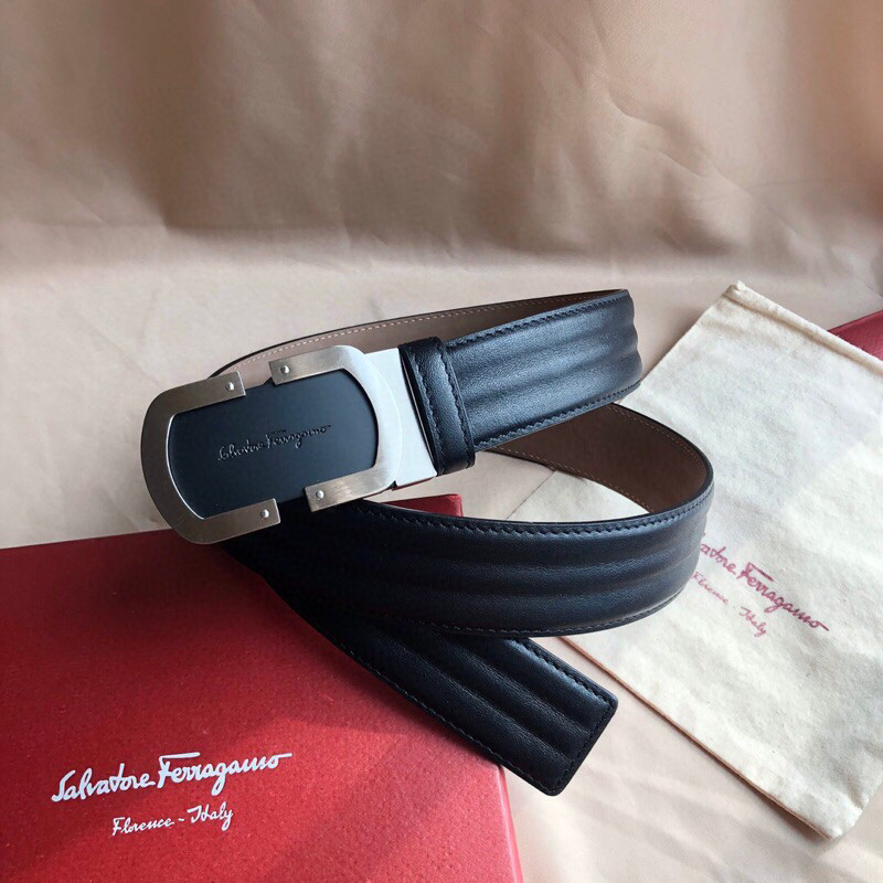 Ferragamo Men s 3.5cm Delicate Buckle Reversible Cowhide Wavy Belt