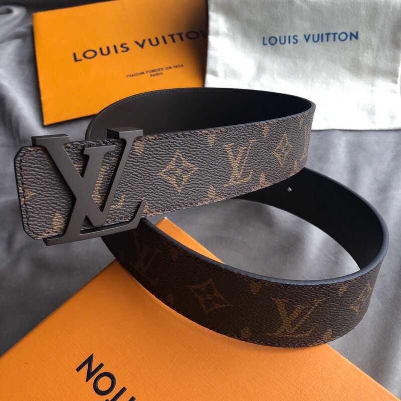 Louis Vuitton Classic Logo buckle belt 3.8cm