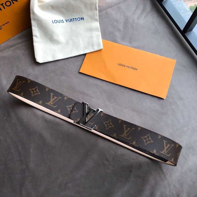 Louis Vuitton Quality classic logo buckle belt