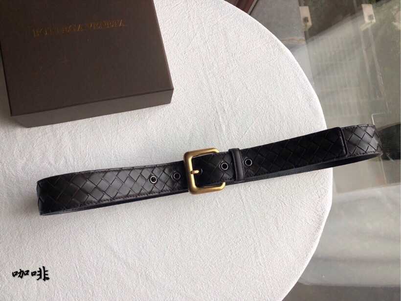 Bottega Veneta Cowhide weaving process combined with vintage men s 38mm belt