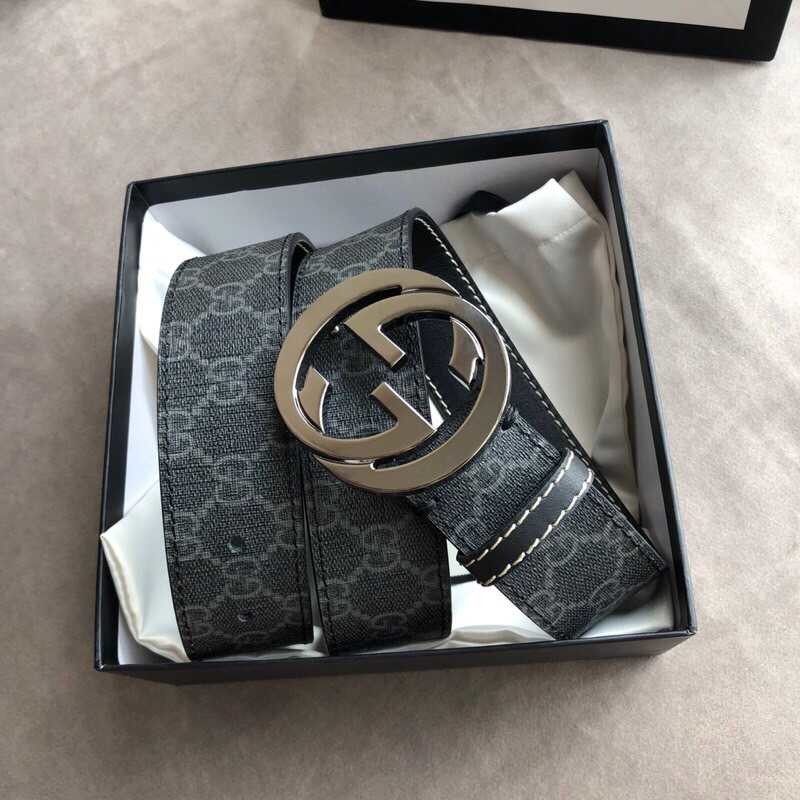 Gucci Fine GG Interlocking Metal Buckle Men s PVC Belt 4cm