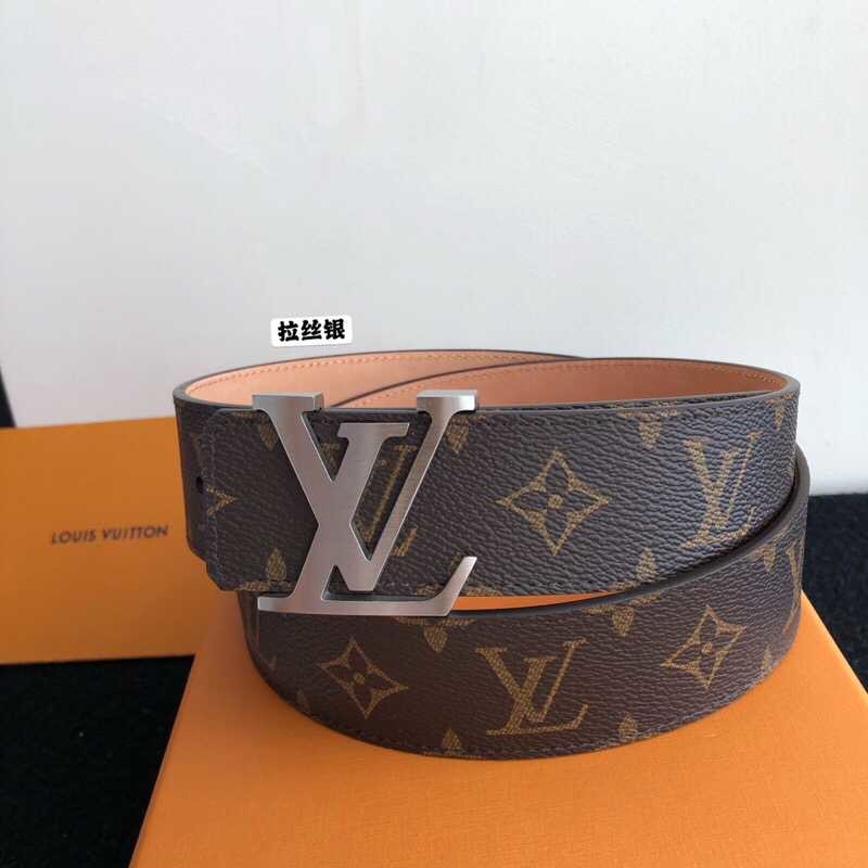 Louis Vuitton Classic Damier/Monogram belt with iconic letters and metal buckle