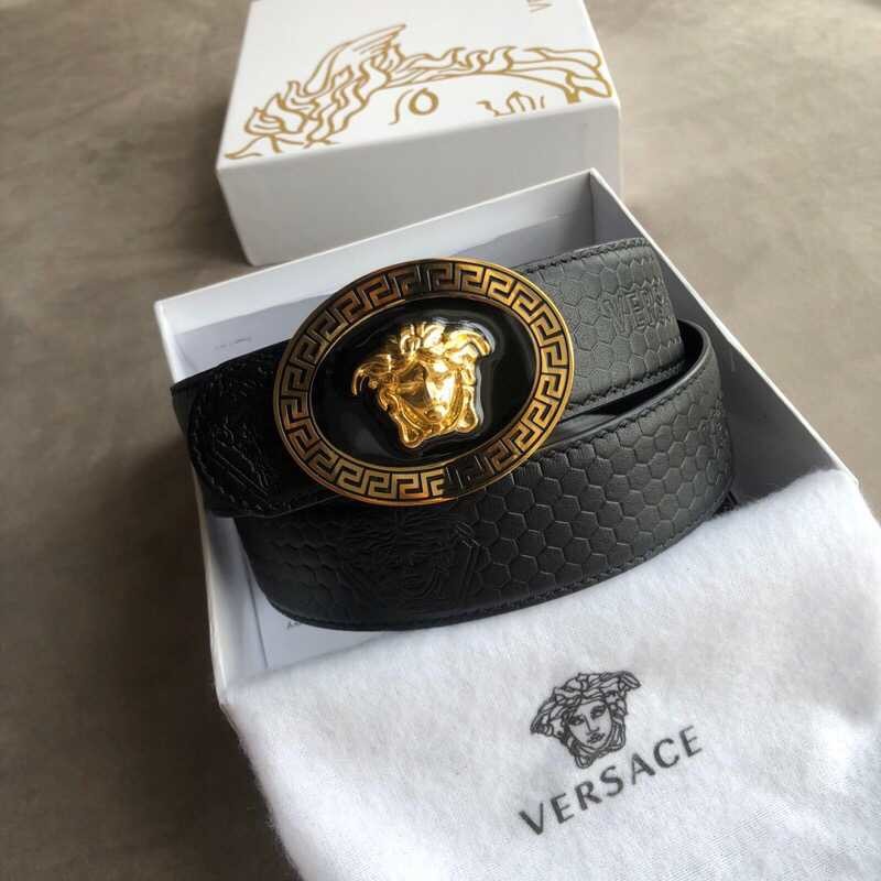 Versace Men s Black Cowhide Medusa Logo Belt 3.8cm