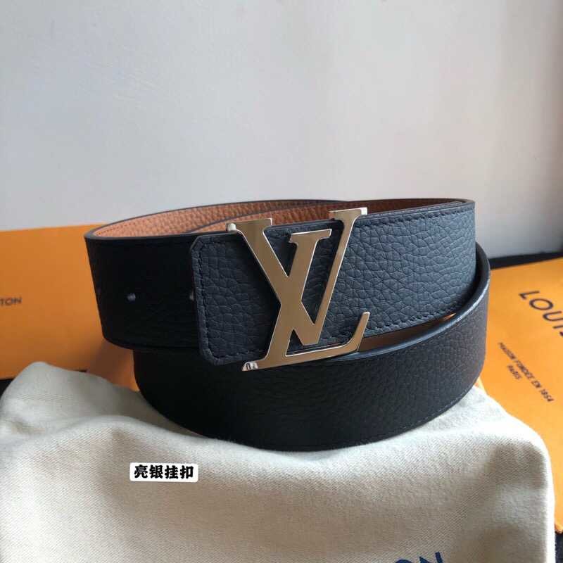 Louis Vuitton Reversible belt with hanging buckle