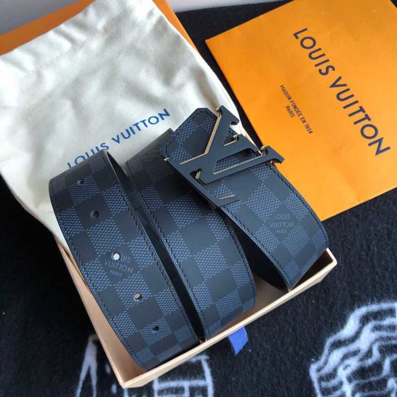 Louis Vuitton Initiales logo 40mm My belt