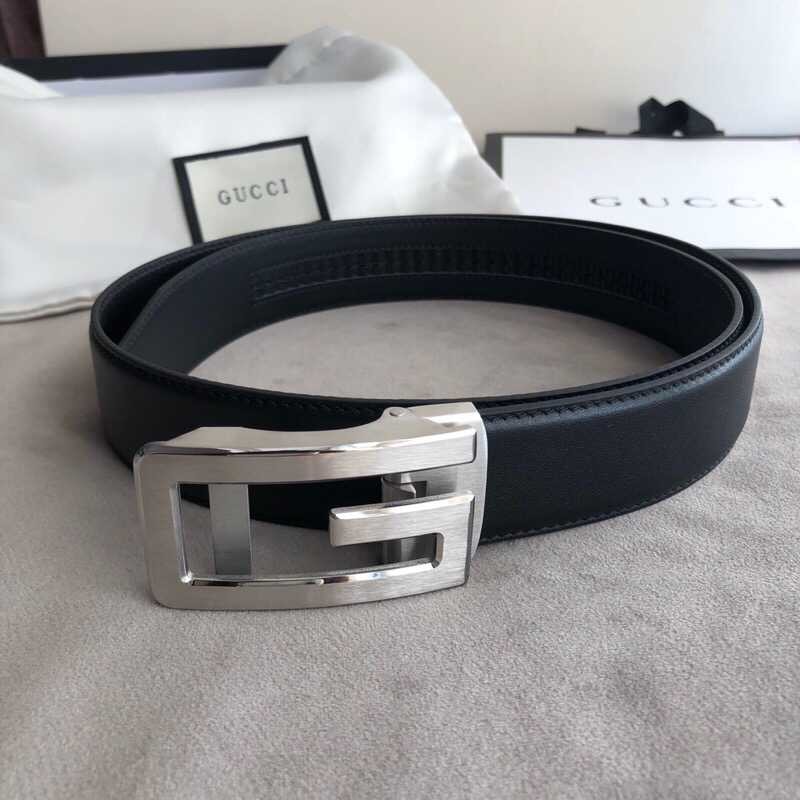 Gucci Men s exquisite G letter automatic buckle Reversible cowhide belt