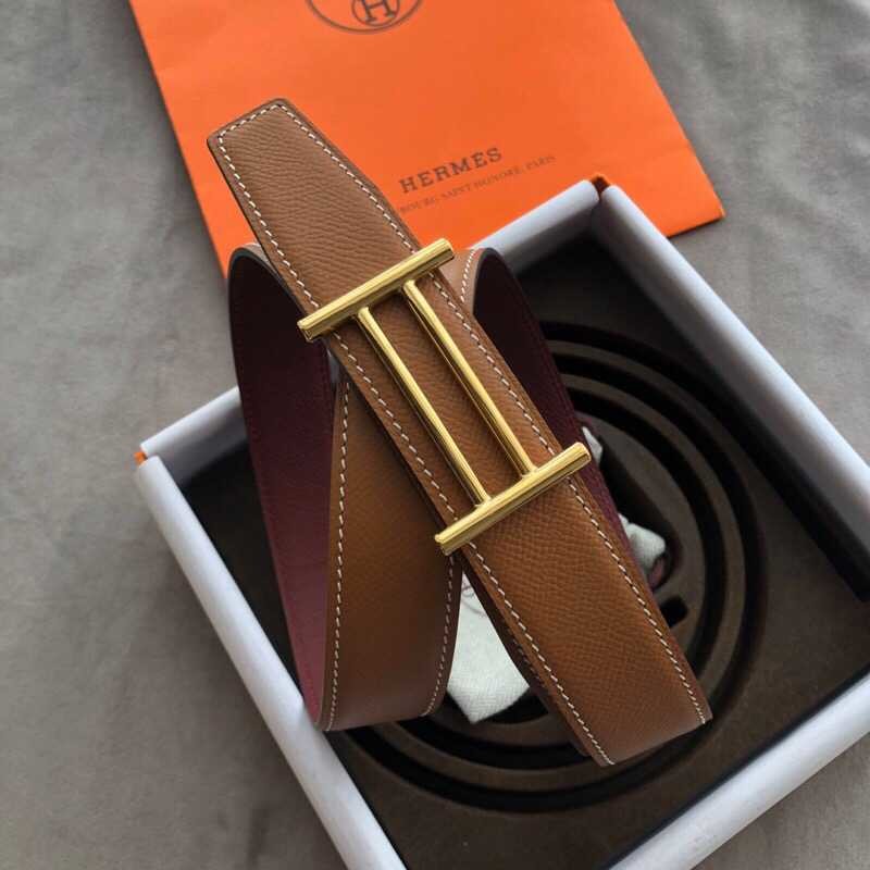 Hermes Knight buckle Reversible leather 32mm belt