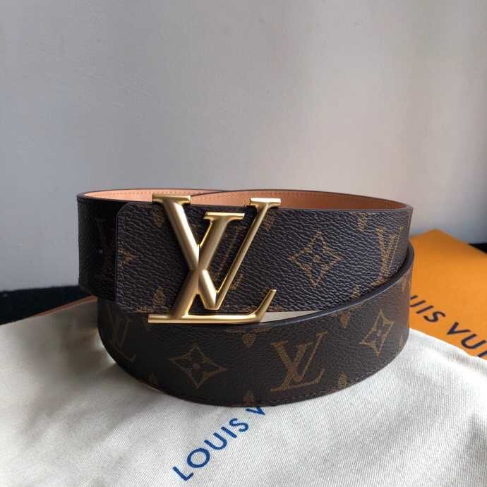 Louis Vuitton 40mm belt with pearl nickel metal buckle