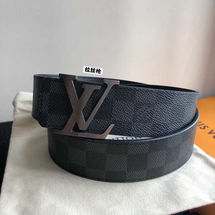 Louis Vuitton Classic Damier/Monogram 40mm belt