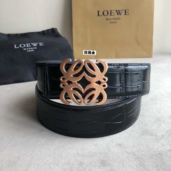 Loewe Cowhide embossed crocodile pattern men s belt