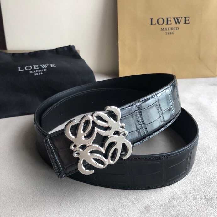 Loewe Cowhide embossed crocodile pattern men s belt