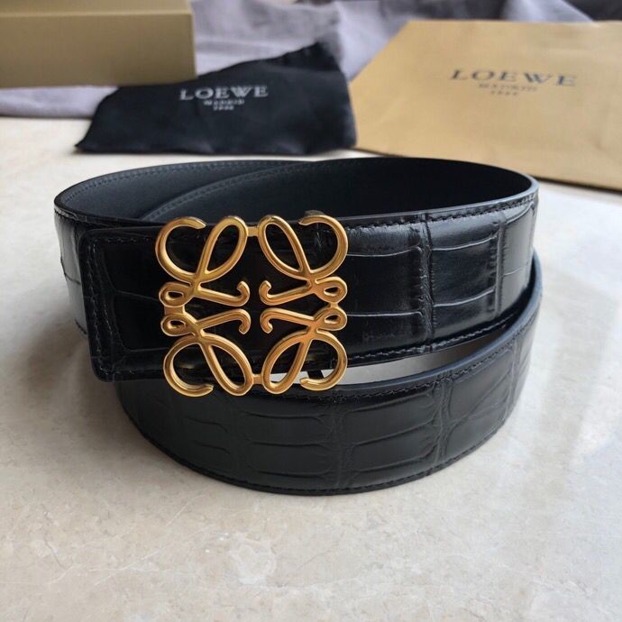 Loewe Cowhide embossed crocodile pattern belt