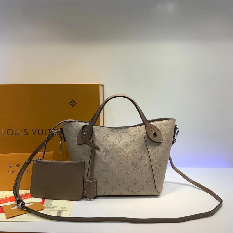 Louis Vuitton Mahina Leather Hina PM M54351 M54353