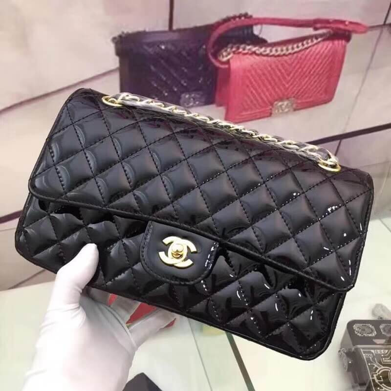 Chanel Pantent Leather Classic Flap Bag A01112