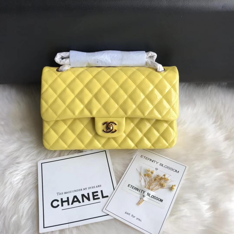 Chanel Pantent Leather Classic Flap Bag A01112