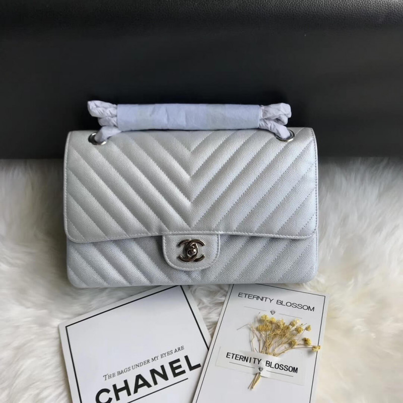 Chanel Chevron Caviar Calfskin Classic Flap Bag A01112