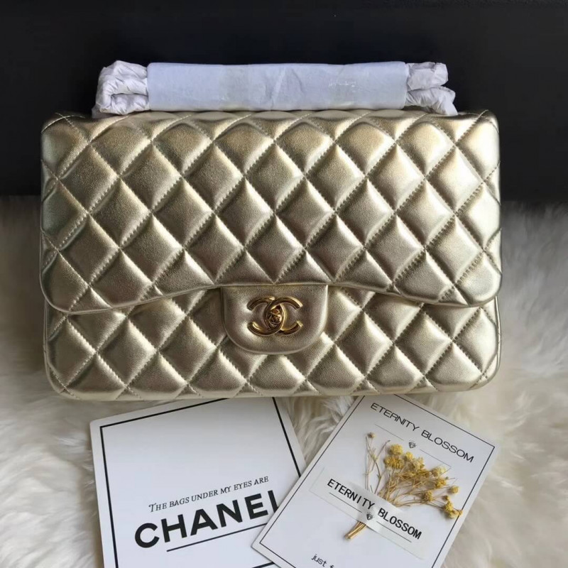 Chanel Lambskin 30cm Classic Flap Bag A1113