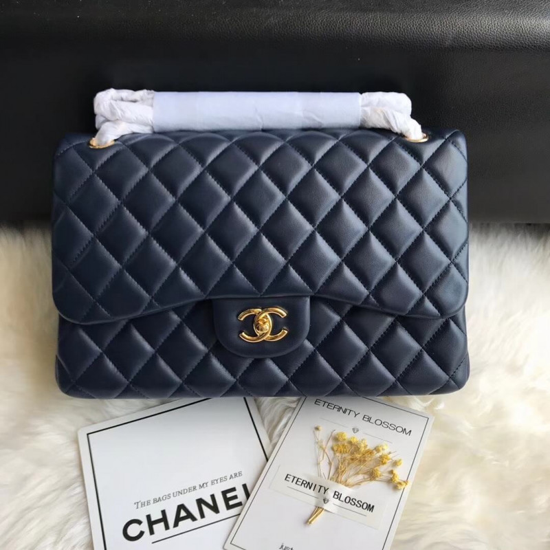 Chanel Lambskin 30cm Classic Flap Bag A1113