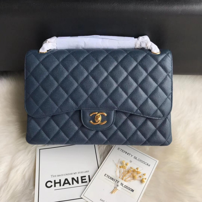 Chanel Caviar Calfskin 30cm Classic Flap Bag A01113