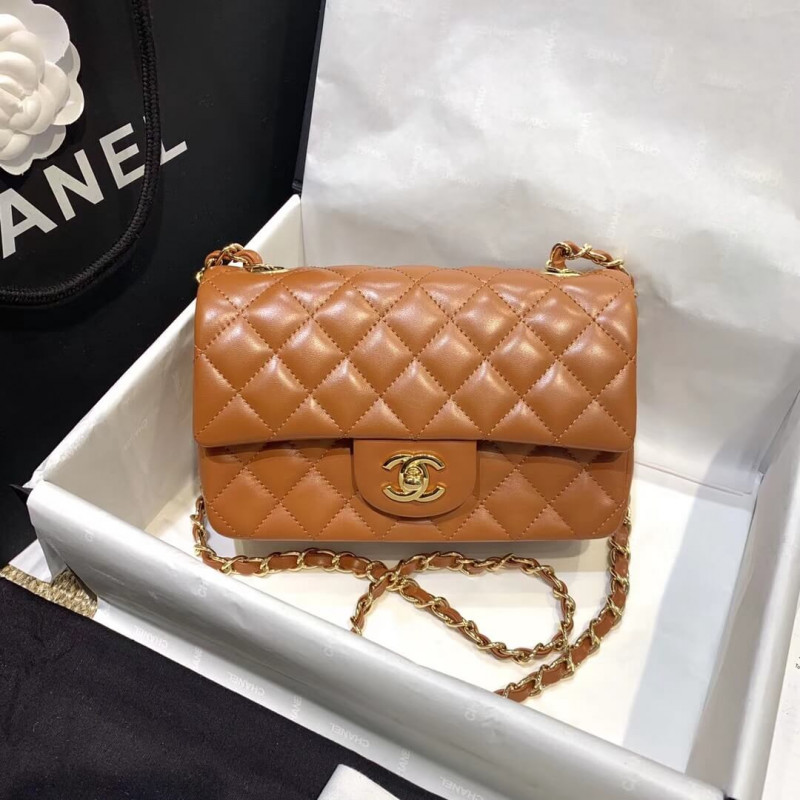 Chanel Lambskin 20cm Classic Flap Bag 1116