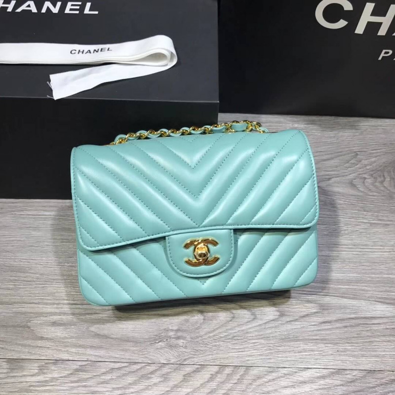 Chanel Chevron Lambskin 20cm Classic Flap Bag 1116