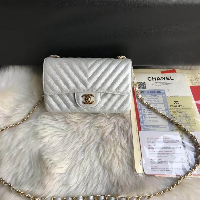 Chanel Chevron Caviar Leathe 20cm Classic Flap Bag 1116