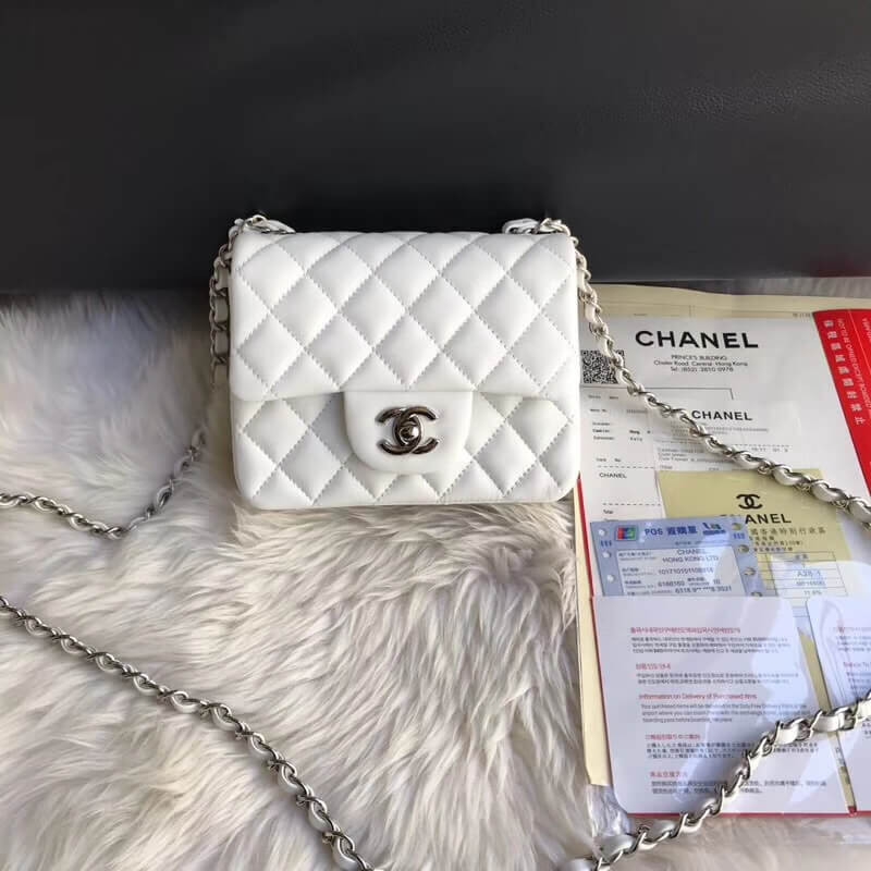 Chanel Lambskin 17cm Classic Flap Bag 1115