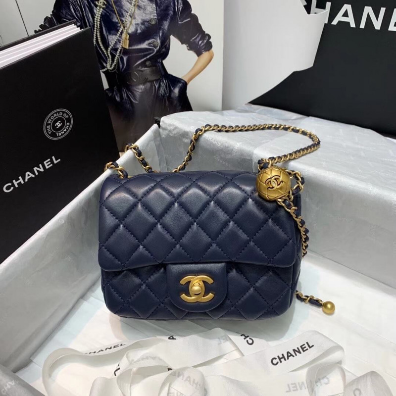 Chanel Lambskin Flap Bag AS1786