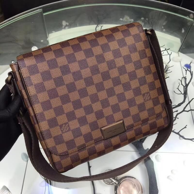 Louis Vuitton Damier Ebene Canvas District PM N41212