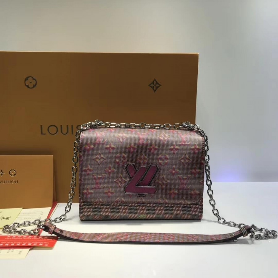 Louis Vuitton Twist MM M55480