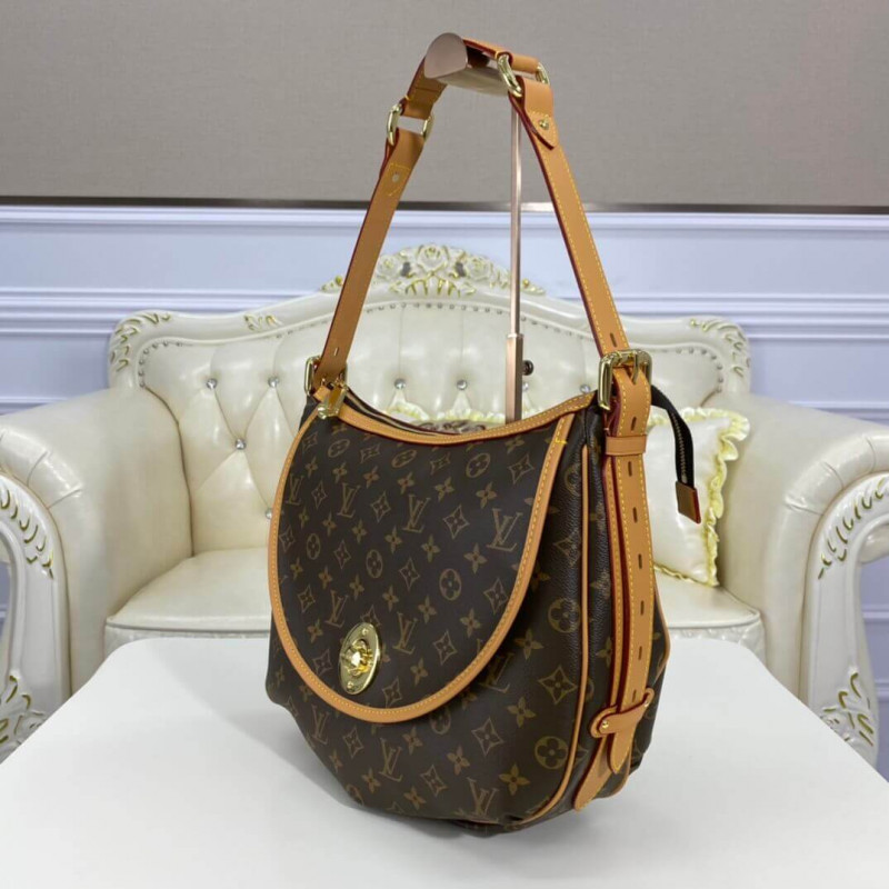 Louis Vuitton Monogram Tulum GM M40075