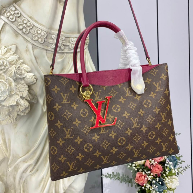 Louis Vuitton Monogram Canvas LV Riverside M40135