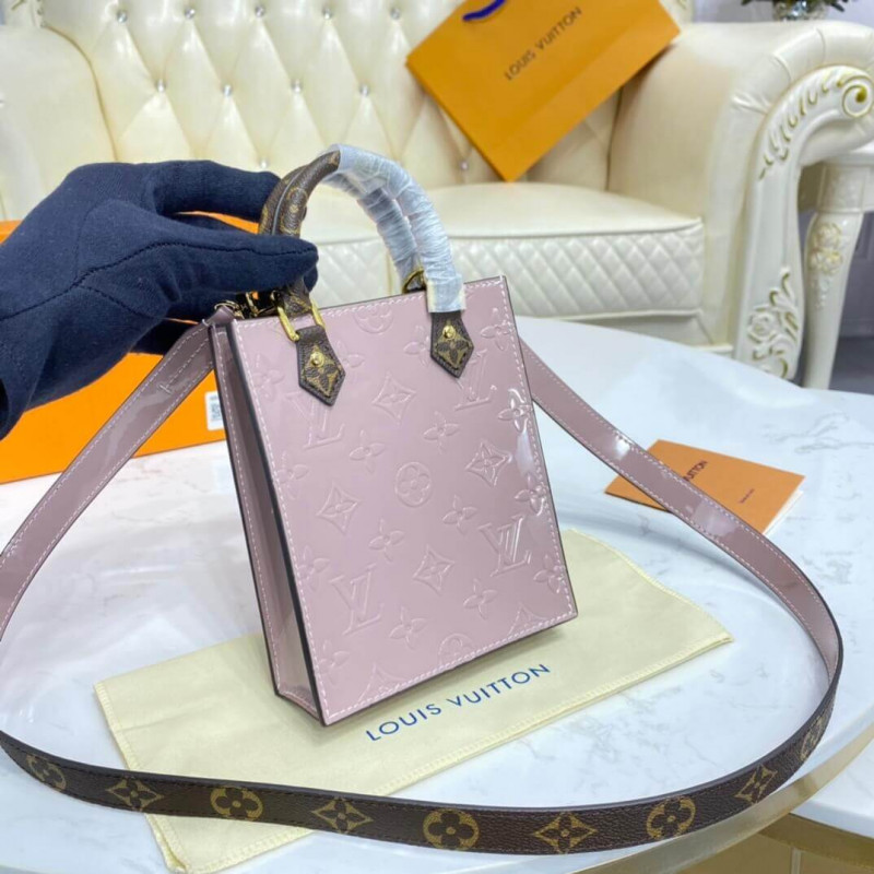 Louis Vuitton Petit Sac Plat M90564