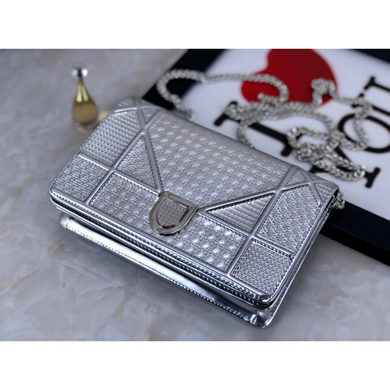 Dior Diorama Wallet on Chain Pochette Bag