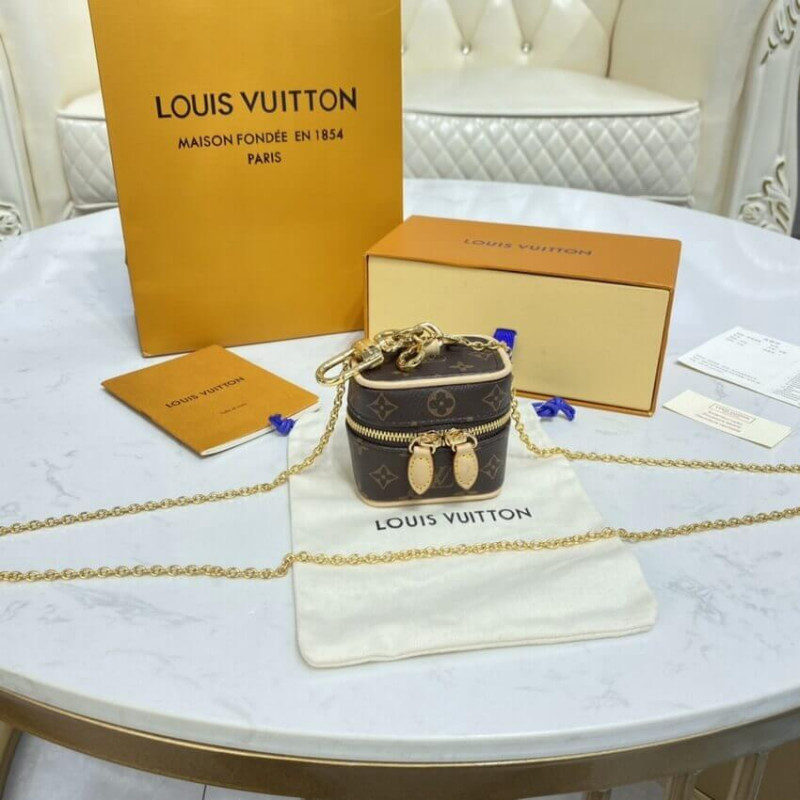 Louis Vuitton Monogram Mini Toiletry Pouch M00353