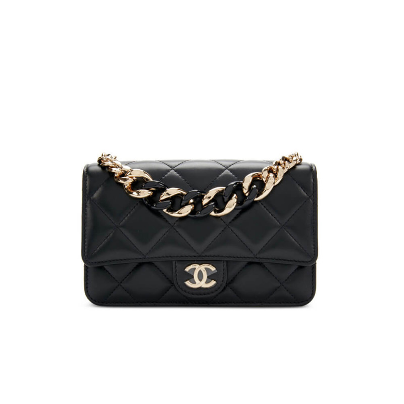 Chanel Lambskin Plexi Quilted Wallet On Chain WOC AP2377