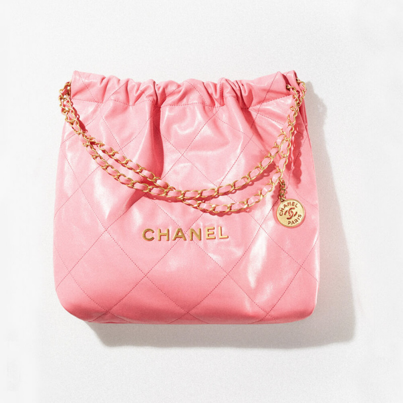 Chanel 22 Handbag Shiny Calfskin AS3261