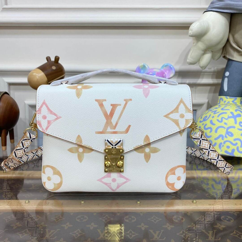 Louis Vuitton Pochette Metis MM M23055