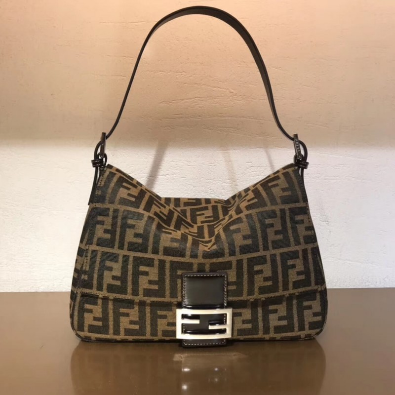 Fendi Vintage Mamma Baguette Zucca Shoulder Bag F02