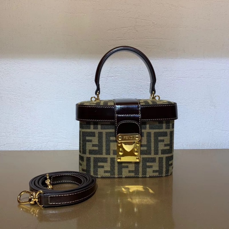 Fendi Vintage Mamma Baguette Zucca Vanity Bag F06