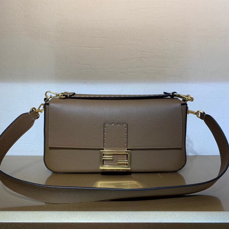 Fendi Grained Calfskin Baguette Large Bag 8BR771